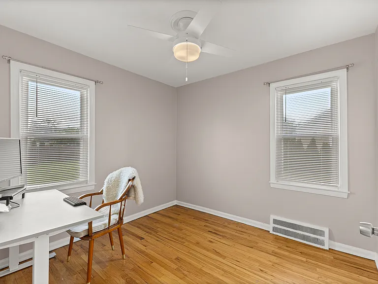 3230 Harding St — Photo 14