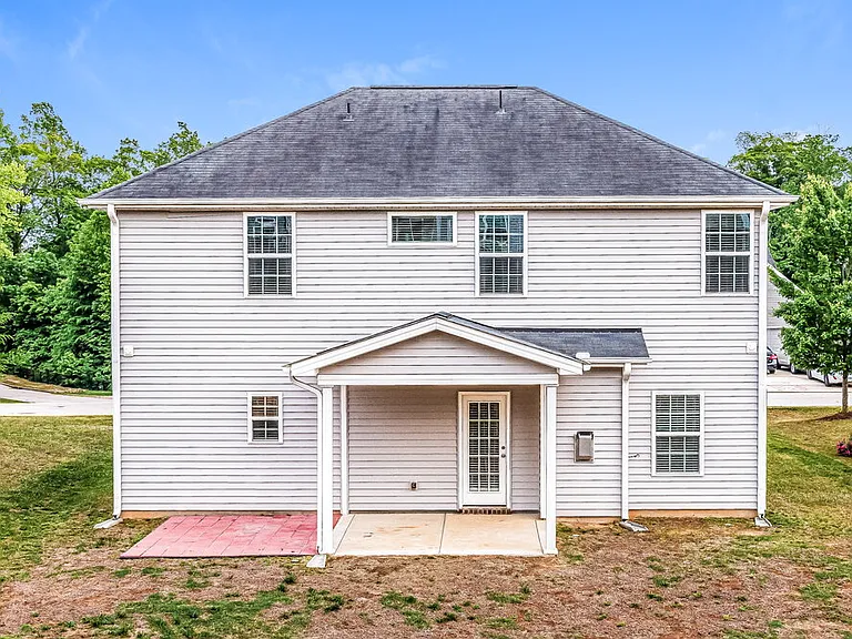 252 Lanier Pl — Photo 16