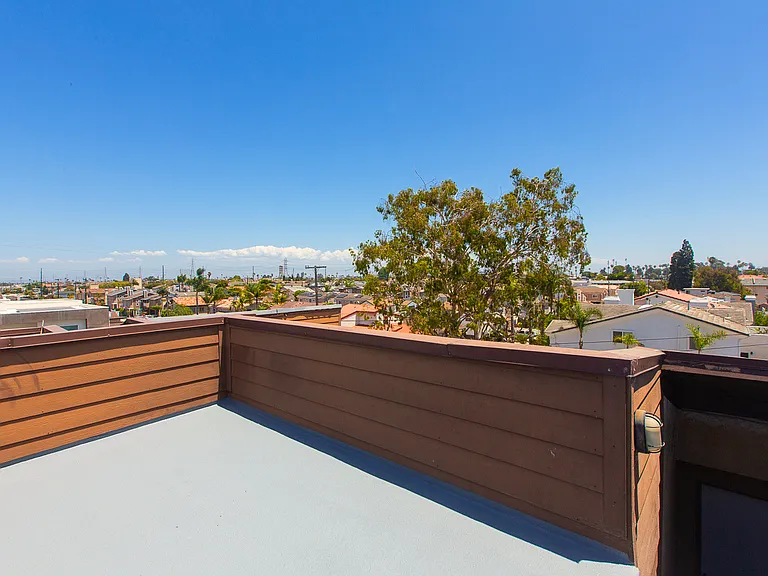 2320 Clark Ln #2 — Photo 22