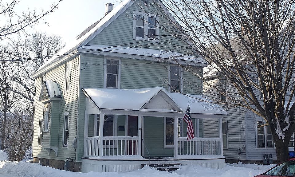 1st image of 76 1/2 Pomeroy St