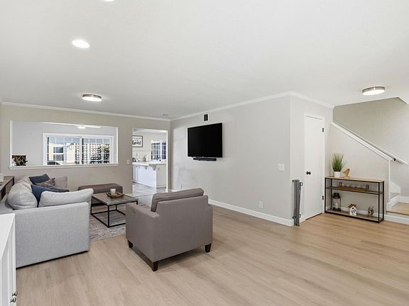 3rd image of 14953 Tahoe Way