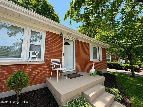 3rd image of 4210 Tamm Ct