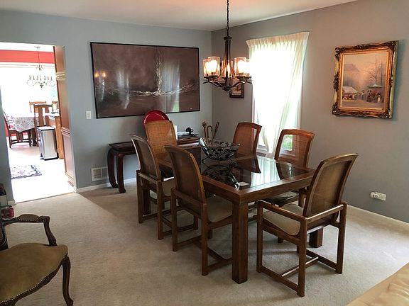 4th image of 233 Country Club Dr
