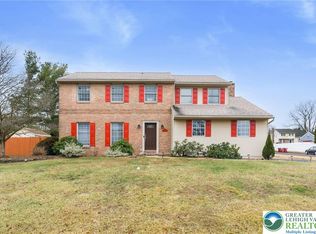 402 Florentine Dr, Easton, PA 18040