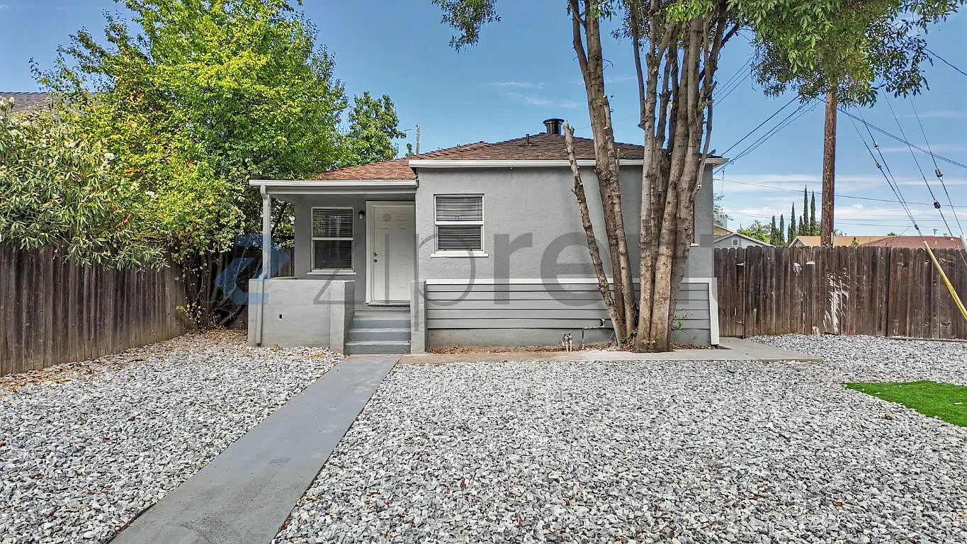 2 bed, 834 sqft, $2,138 — Photo 4