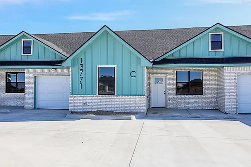 13771 Periwinkle Dr Photo 1