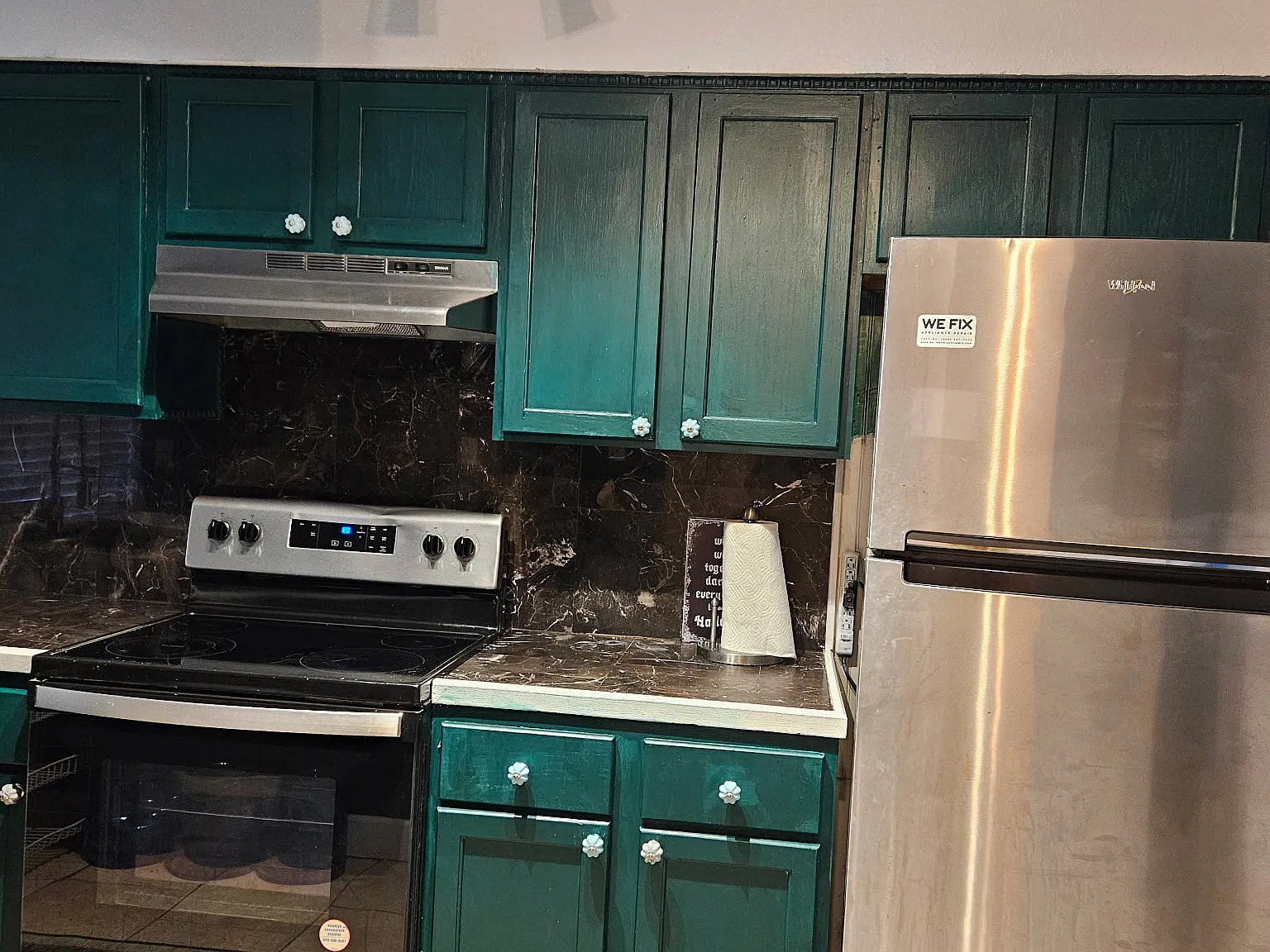 2 bed, 1.5 bath, 1268 sqft, $1,600 — Photo 4