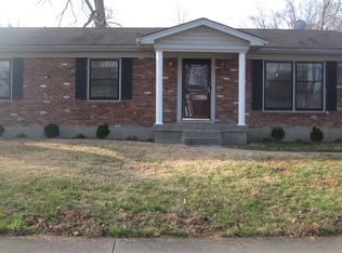 2404 Tregaron Ave, Jeffersontown, KY 40299