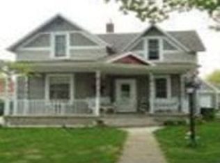 710 Miami St, Hiawatha, KS 66434
