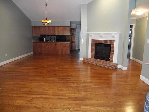 5th image of 5006 Fairground Ct