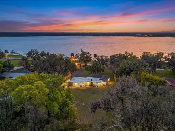 9279 Silver Lake Dr, Leesburg, FL 34788