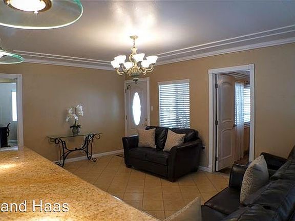 5th image of 13528 Flallon Ave