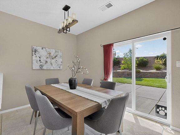 4th image of 2028 Vernon Dr SE