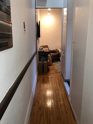 Rented by Compass | media 27