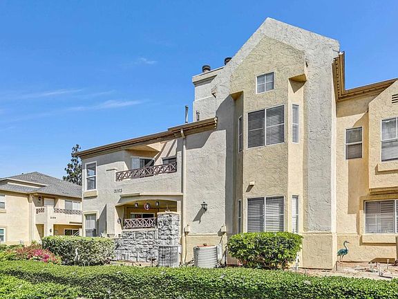 2nd image of 2063 Lakeridge Cir