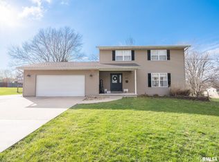 2021 N Aspen Rd, Peoria, IL 61604