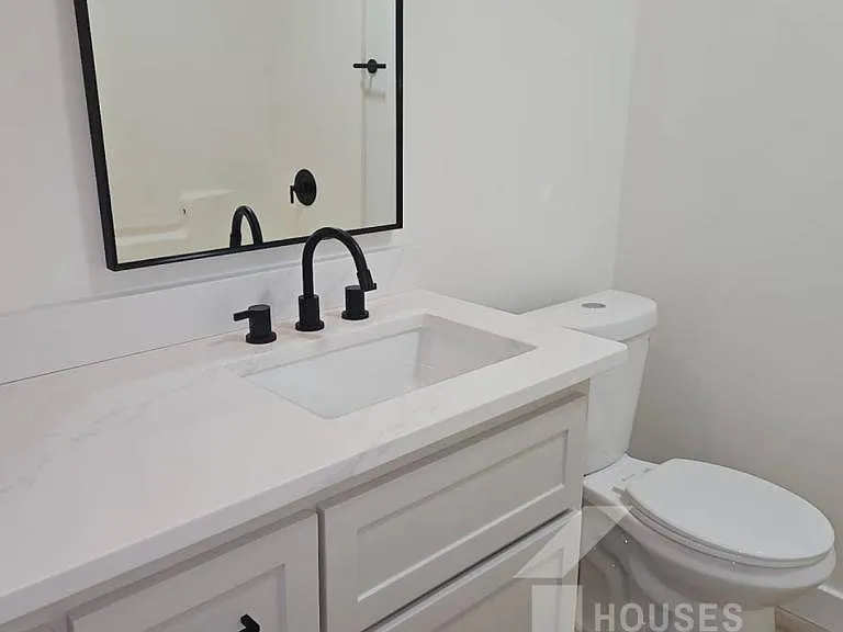 69 Greensboro Ct — Photo 20
