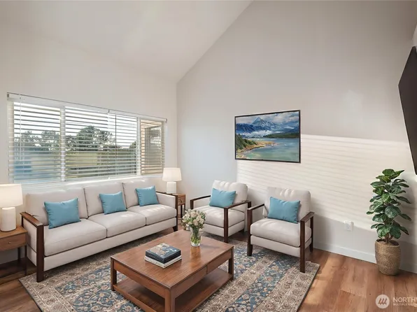 12600 57th Avenue S #D204, Seattle, WA 98178