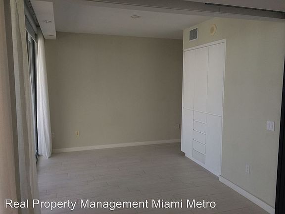 4th image of 5875 Collins Ave APT 2105