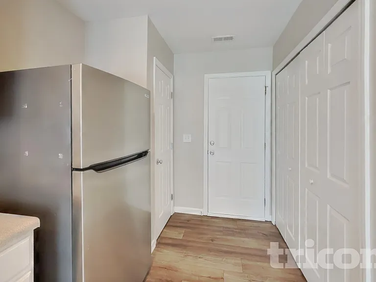 4008 Laurel Glen Dr — Photo 6