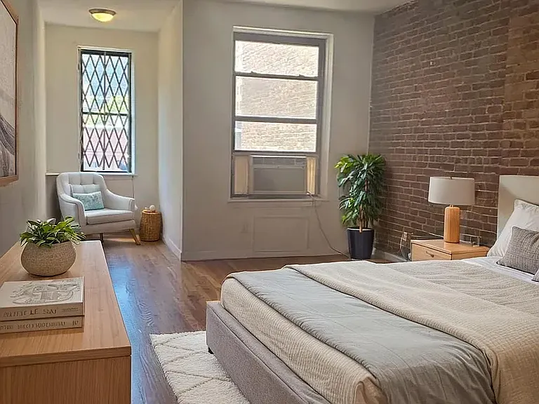 510 E 82nd St #4D — Photo 1