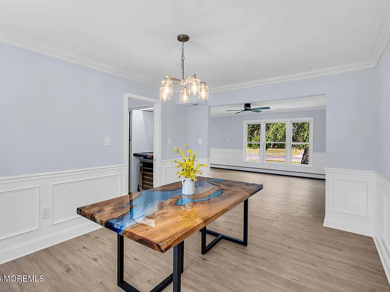 32 Belmont Ave — Photo 14