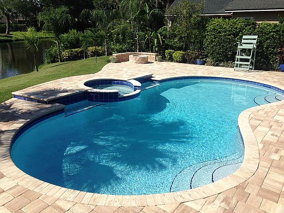 5th image of 3019 Cypress Creek Dr E