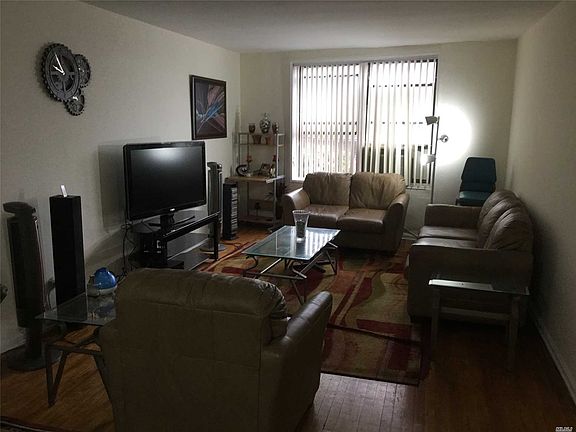 2nd image of 1040 Neilson St APT 5F