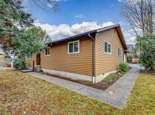 1115 Grow Ave NW, Bainbridge Island, WA 98110
