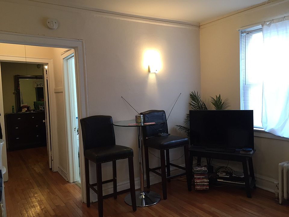 1st image of 2959 N Damen Ave APT 1F