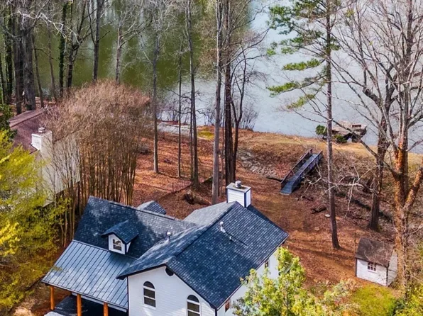 2708 Irene Cir, Duluth, GA 30096