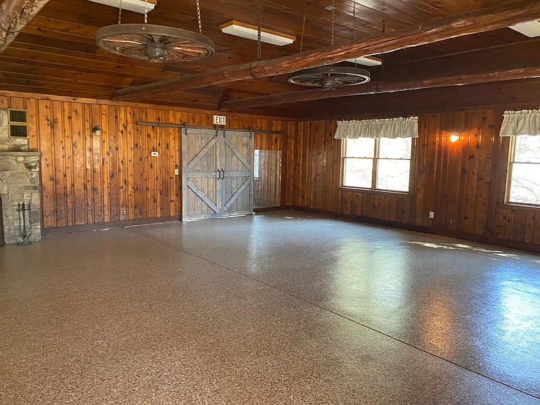 6310 Ward Rd — Photo 15