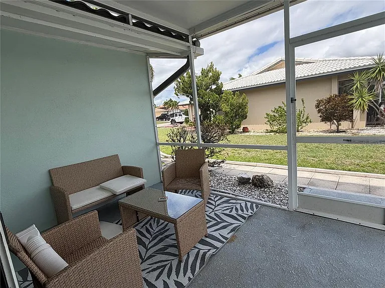 732 Santa Margerita Ln — Photo 21