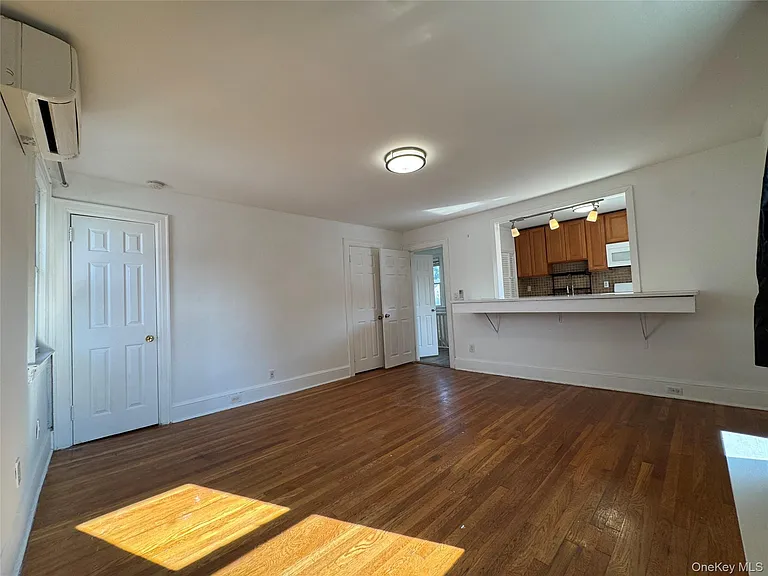 267 Plainfield Ave #2F — Photo 14