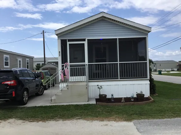 200 S Banana River Dr #B12, Merritt Island, FL 32952