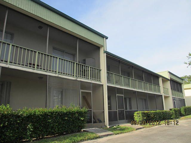 2nd image of 4121 NW 88th Ave APT 203