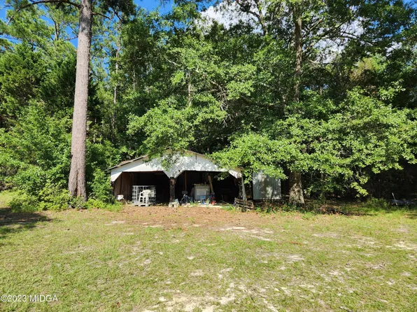 618 Henderson Rd, Macon, GA 31217