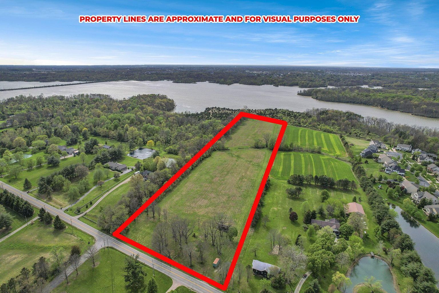 Listing photo 1 for 1476 Africa Rd