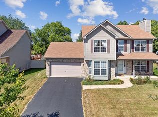 659 Yorkshire Dr, Dekalb, IL 60115