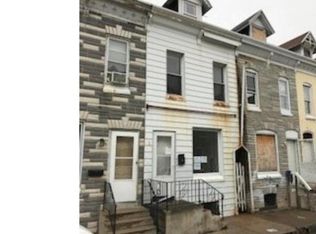 1038 Locust St, Reading, PA 19604