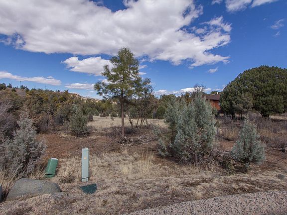 2nd image of 50 N Woodridge Cir