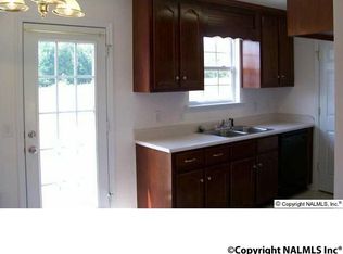 1050 Carter Grove Rd, Hazel Green, AL 35750