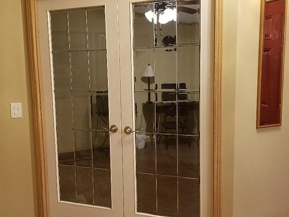 4th image of 8473 W Yosemite St