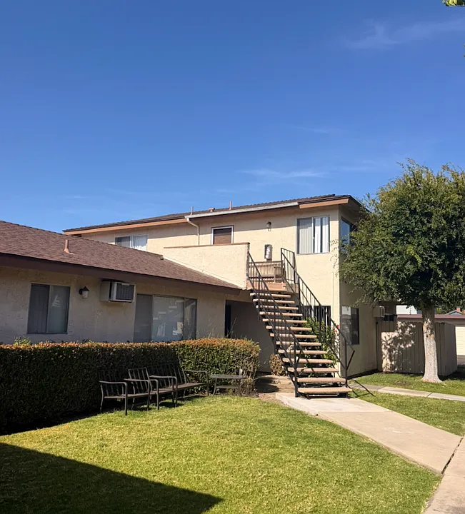 14702 Plaza Dr #A-D