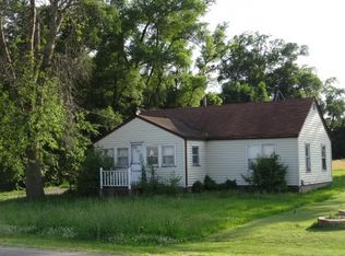 13572 Dorr Rd, Rockton, IL 61080