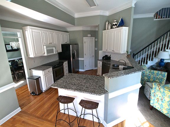 5th image of 9 Mainsail Ct