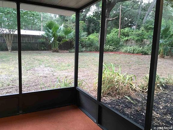 5th image of 3304 NW 51st Pl