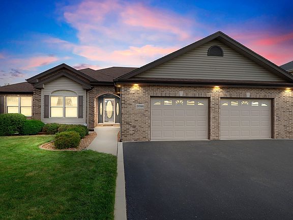2nd image of 2096 Laura Ct