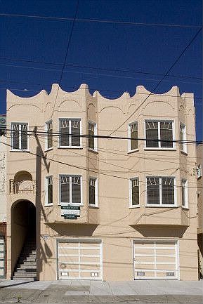 1st image of 811 27th Ave