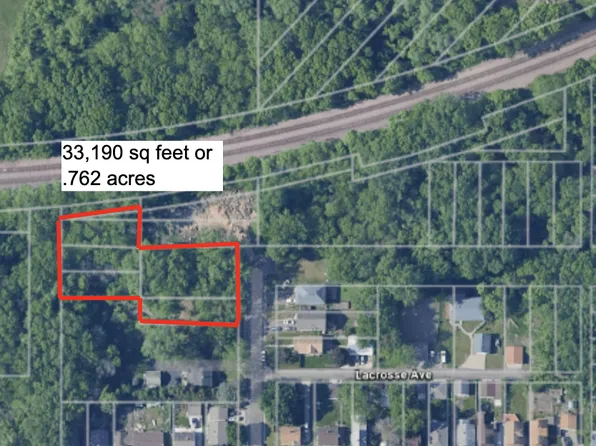 993 Kennard St N, Saint Paul, MN 55106